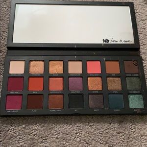 Gently used Urban Decay Born to Run